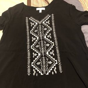 Black casual teeshirt